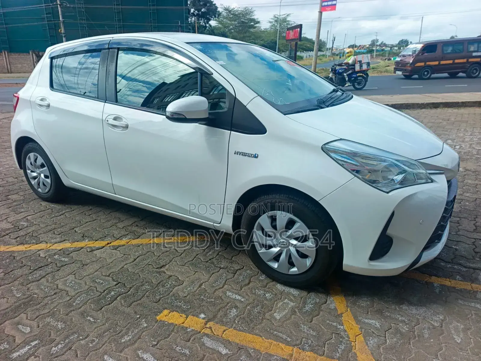 Toyota Vitz 2019 White
