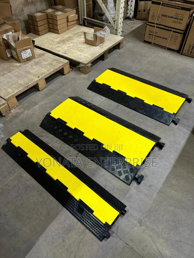 3 Channel Rubber Cable Protector - thumbnail 2