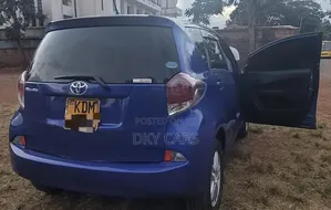 Toyota Ractis 2016 Blue