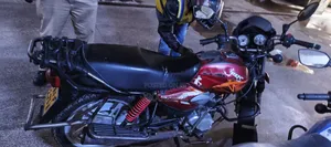 TVS HLX Plus ES 2021 Red