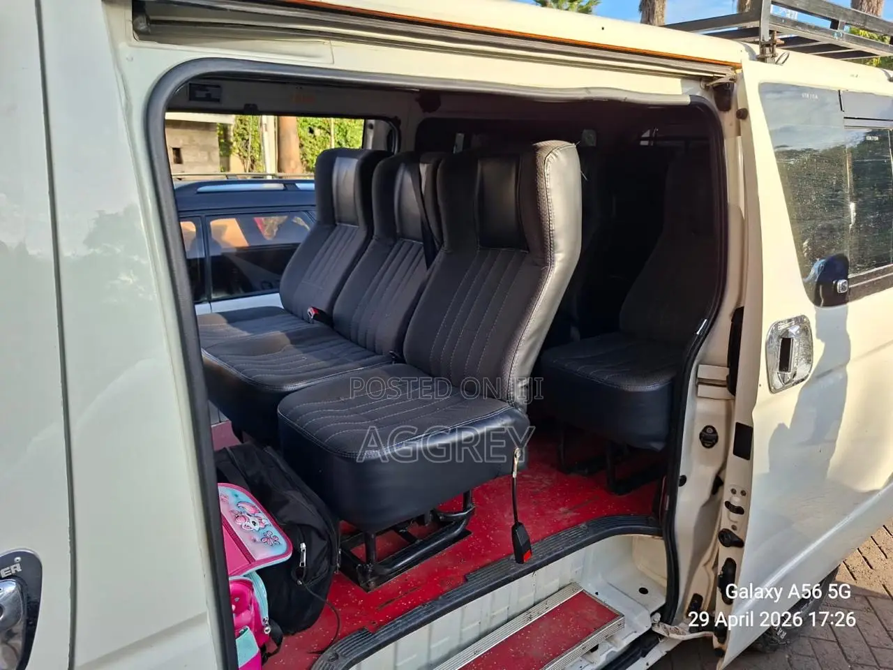 Toyota HiAce 2015 White