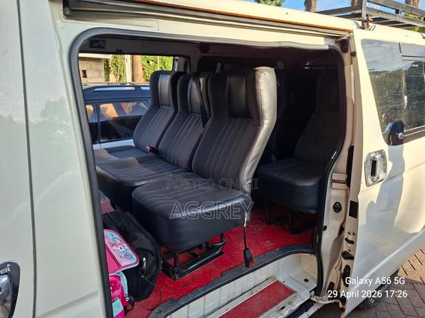 Toyota HiAce 2015 White - thumbnail 5