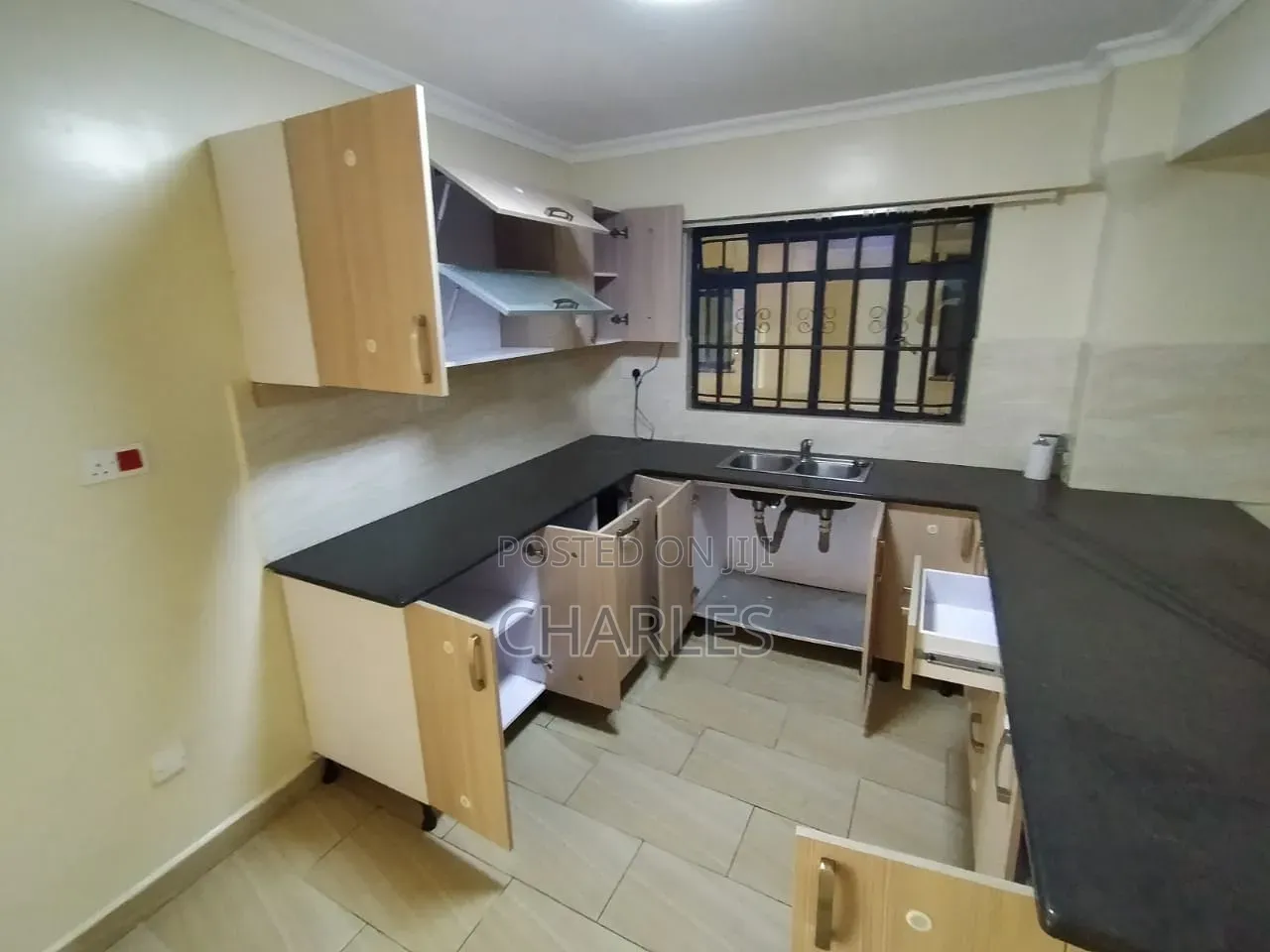 4bdrm Apartment in Four Points, Nairobi South for sale