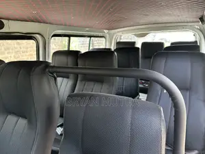 Toyota HiAce 2014 White