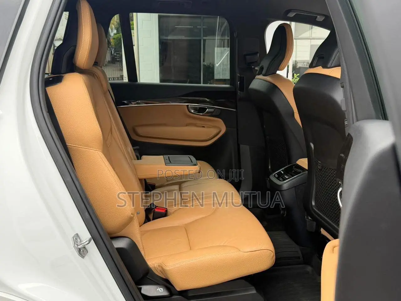 Volvo XC90 T5 Momentum 7 Passenger AWD 2020 White
