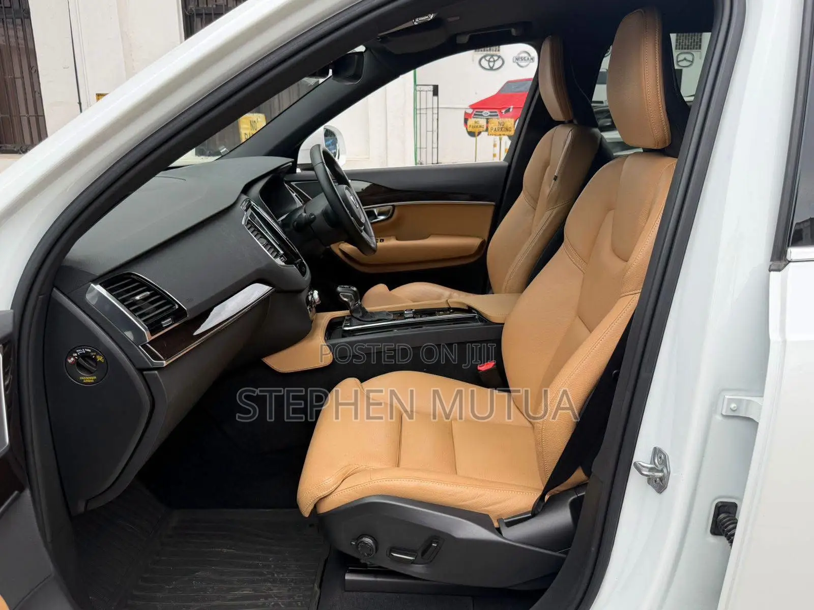 Volvo XC90 T5 Momentum 7 Passenger AWD 2020 White