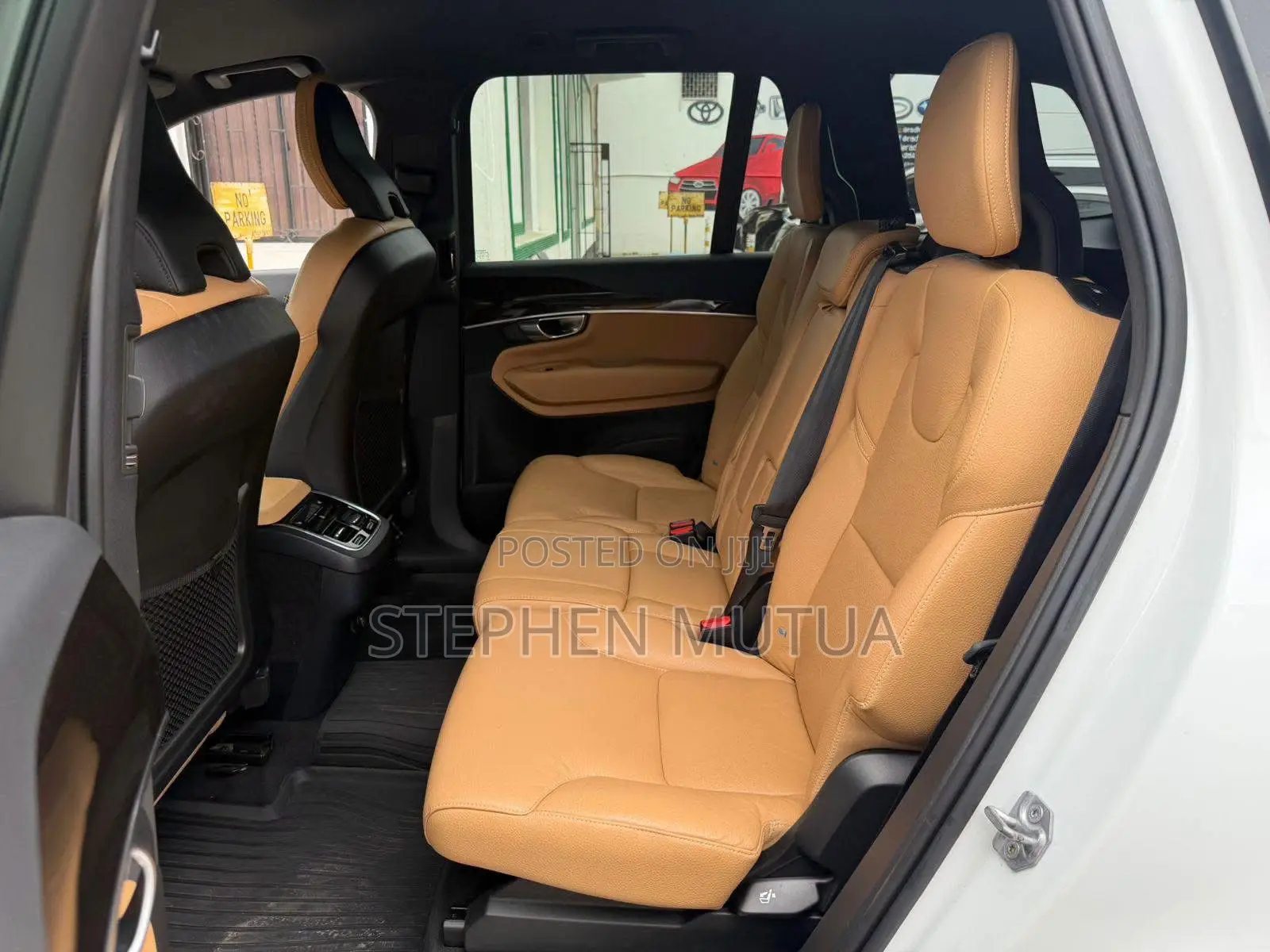 Volvo XC90 T5 Momentum 7 Passenger AWD 2020 White