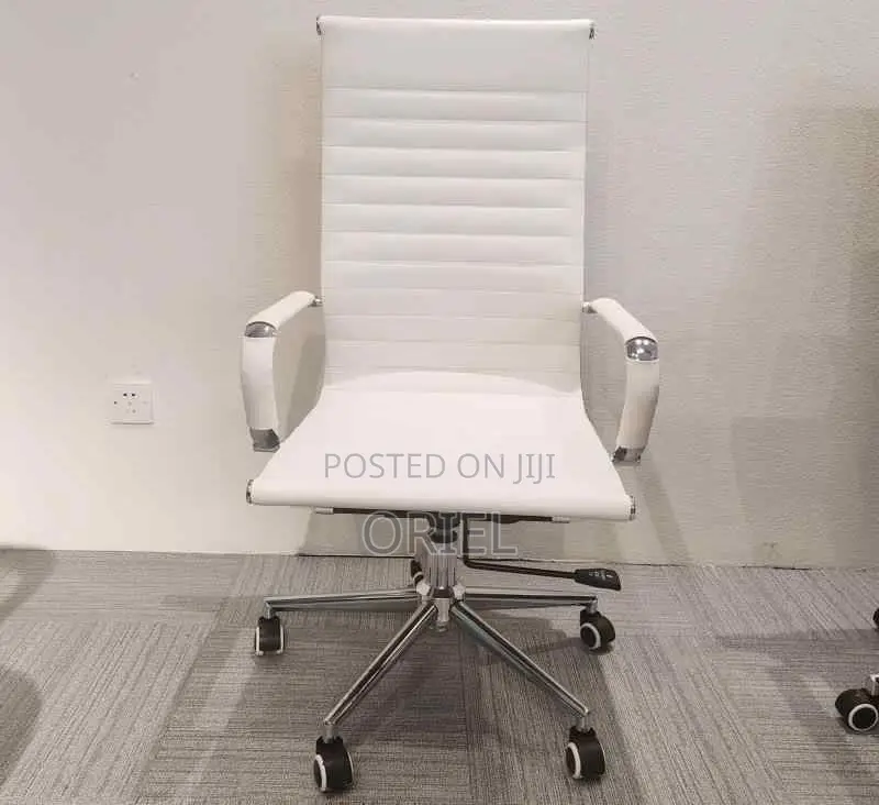 Office Chair : White High Back Leather Chair