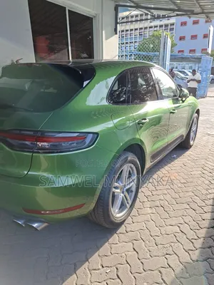 Porsche Macan 2020 Green