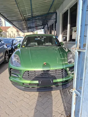 Porsche Macan 2020 Green