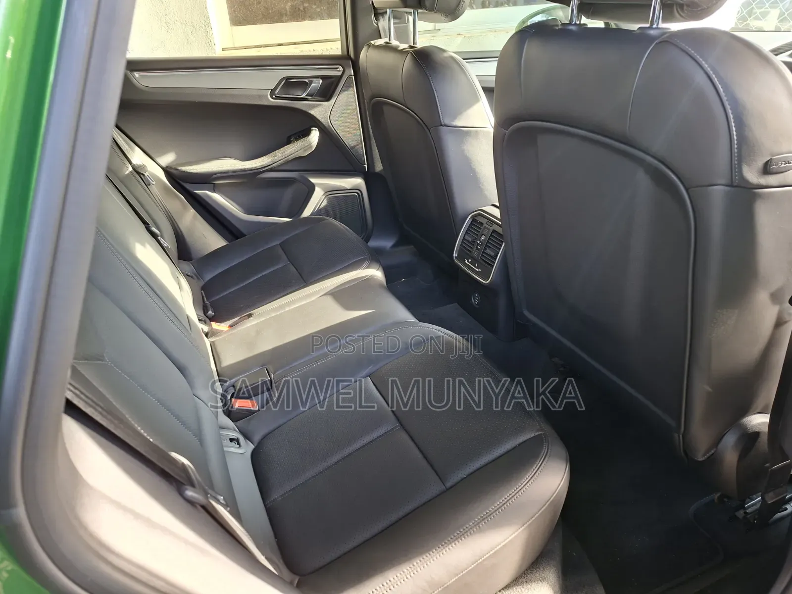 Porsche Macan 2020 Green