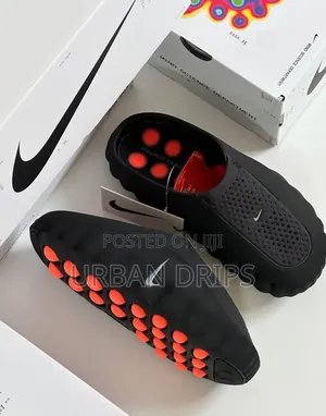 Nike Mind Slides