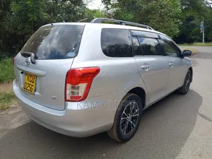 Toyota Corolla Fielder 2012 Silver