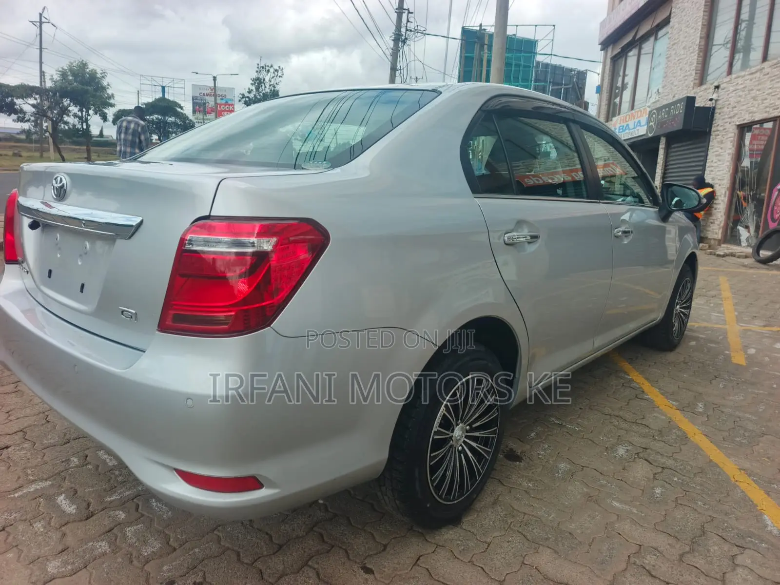 Toyota Axio 1.5 G 4WD 2019 Silver