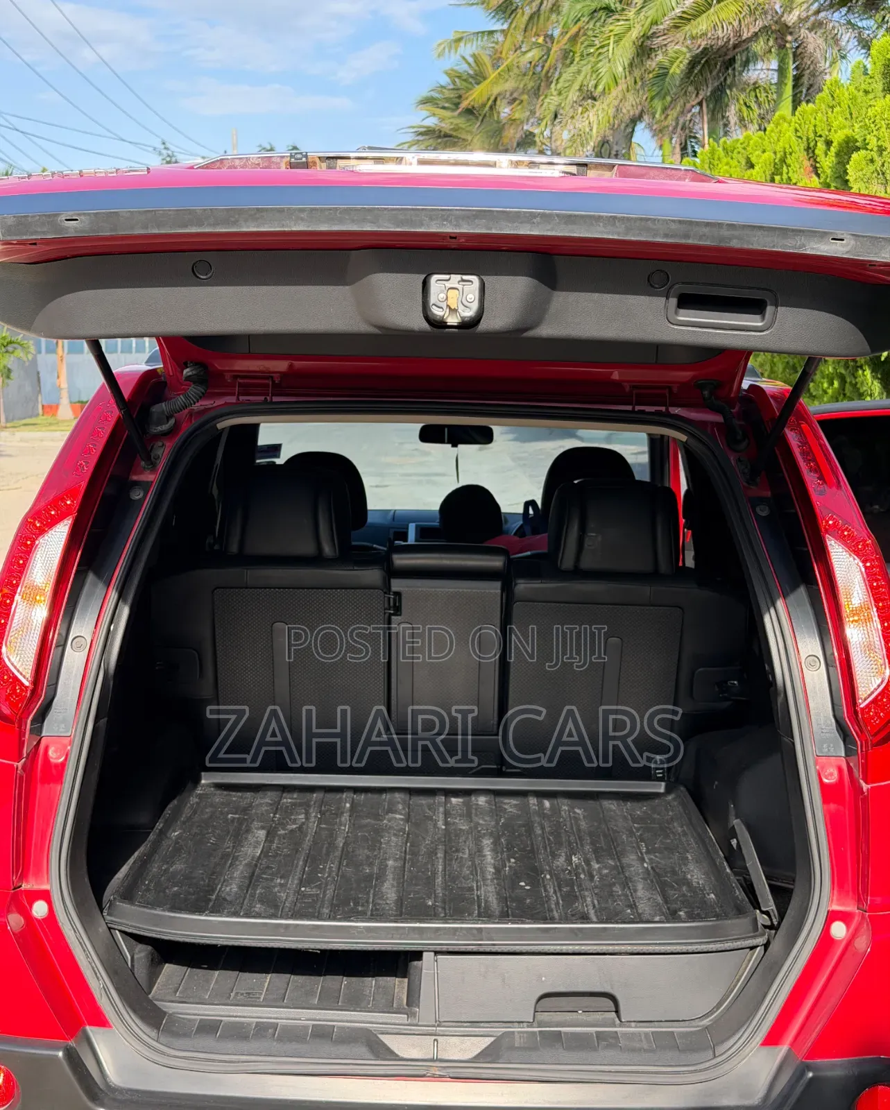 Nissan X-Trail 2013 Red