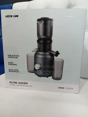 This Is a Green Lion Slow Juicer Featuring a Pure Copper Motor.