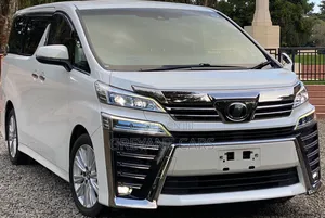 Toyota Alphard 2019 White