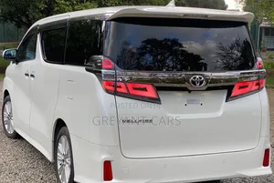 Toyota Alphard 2019 White