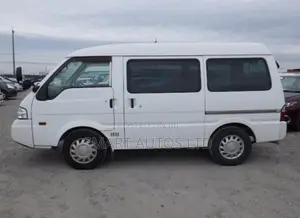 Mazda Bongo 2020