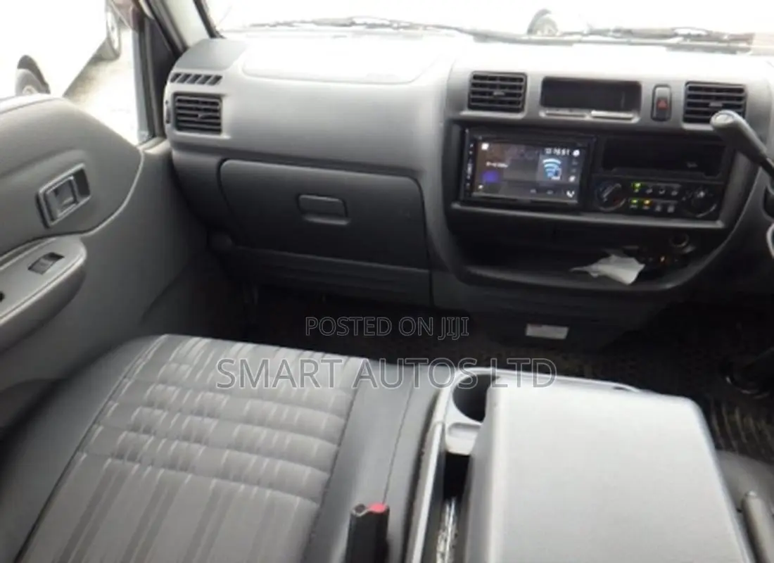 Mazda Bongo 2020