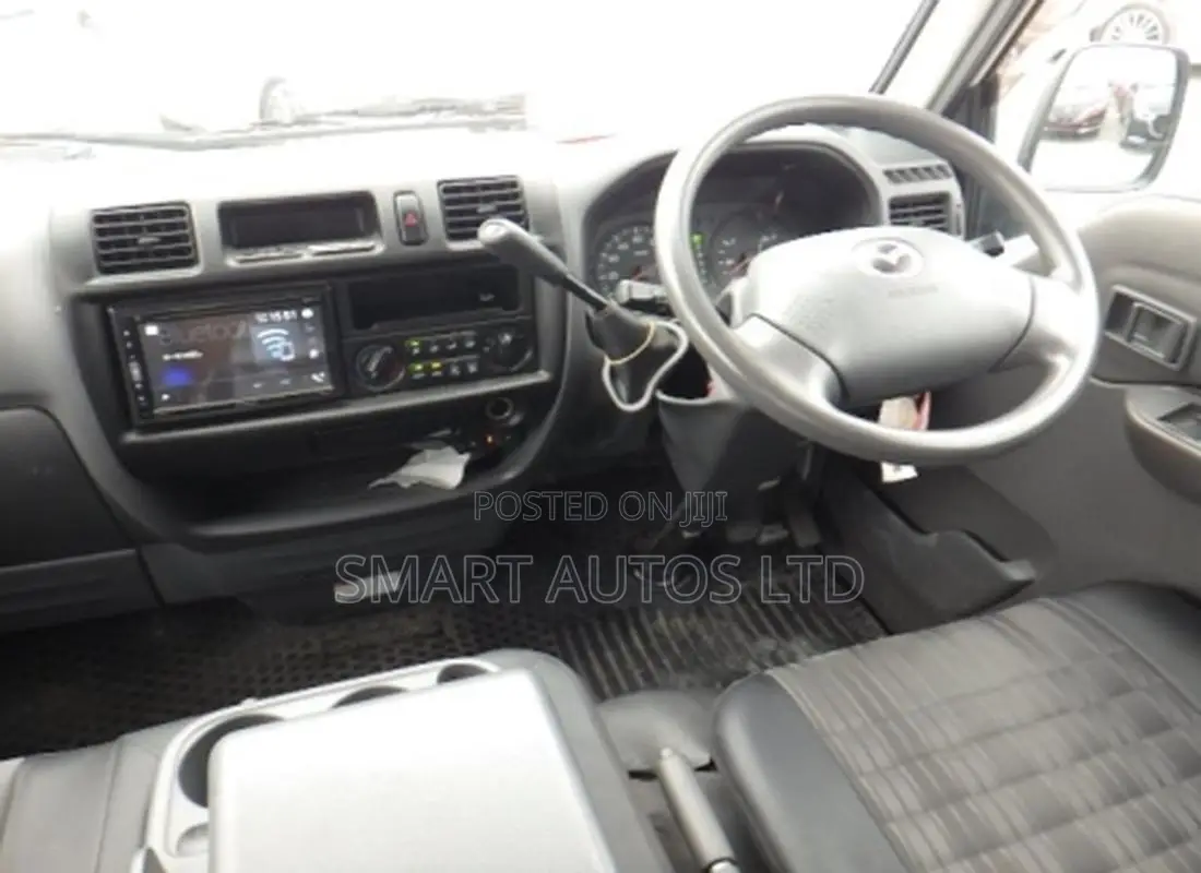 Mazda Bongo 2020