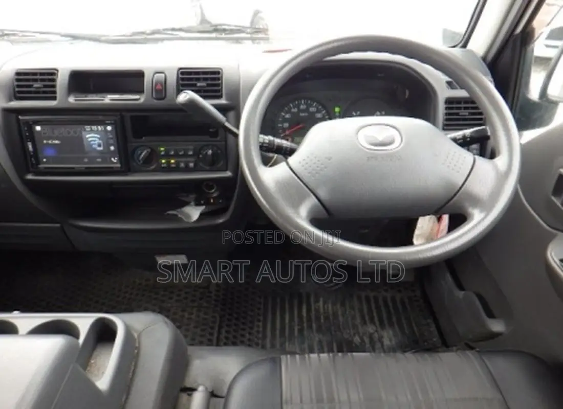 Mazda Bongo 2020