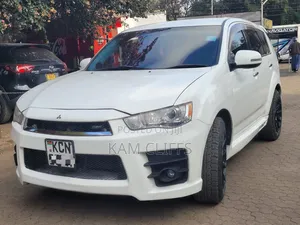 Mitsubishi Outlander 2011