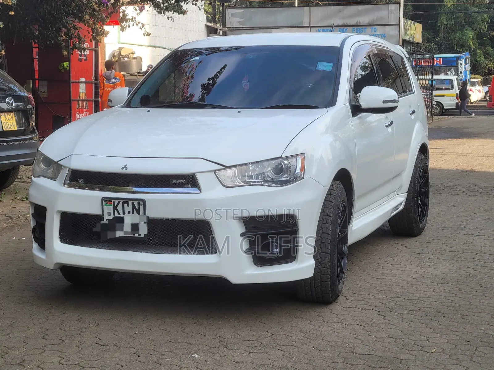 Mitsubishi Outlander 2011