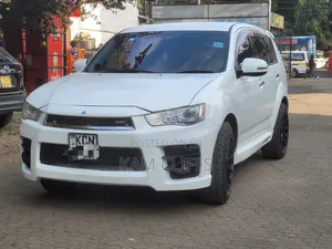Mitsubishi Outlander 2011