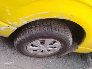 Toyota HiAce 2008 Yellow