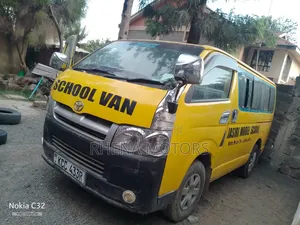 Toyota HiAce 2008 Yellow