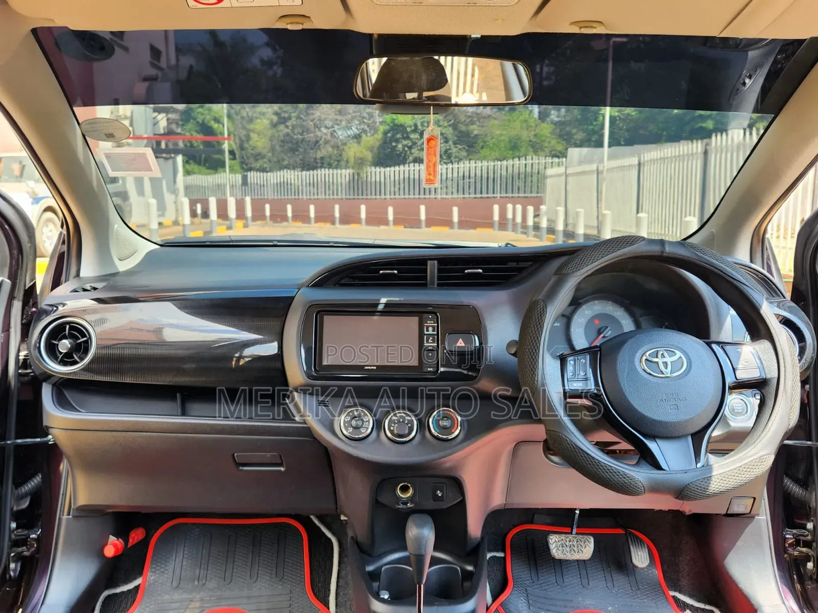 Toyota Vitz 2018 Blue