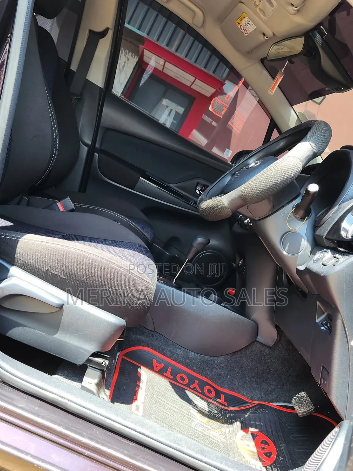Toyota Vitz 2018 Blue