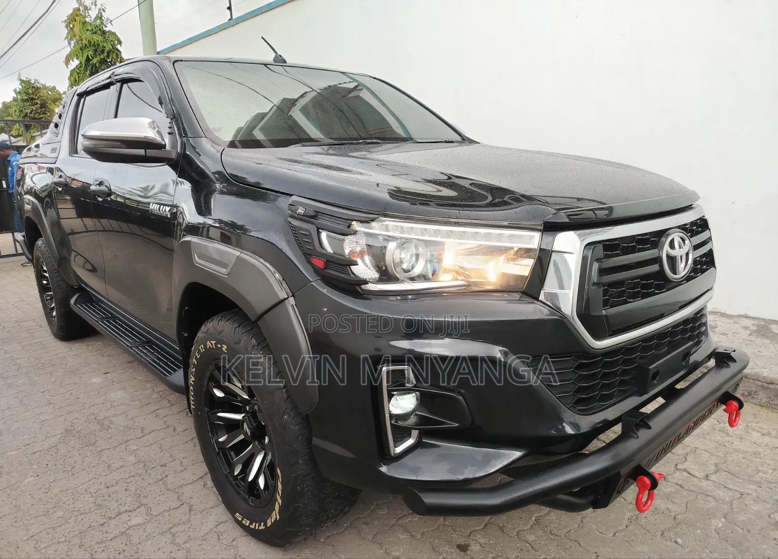 Toyota Hilux 2019 Black