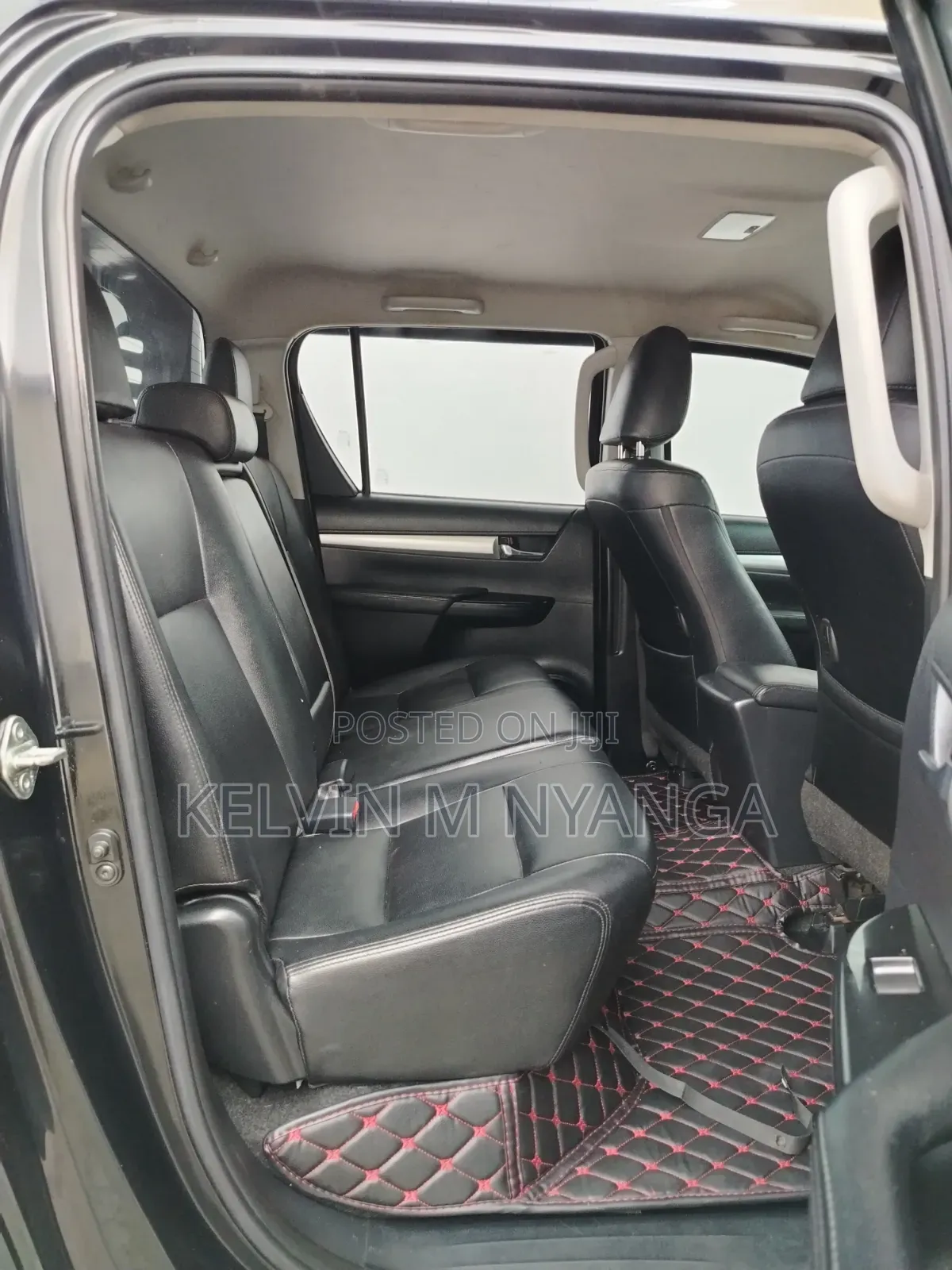 Toyota Hilux 2019 Black