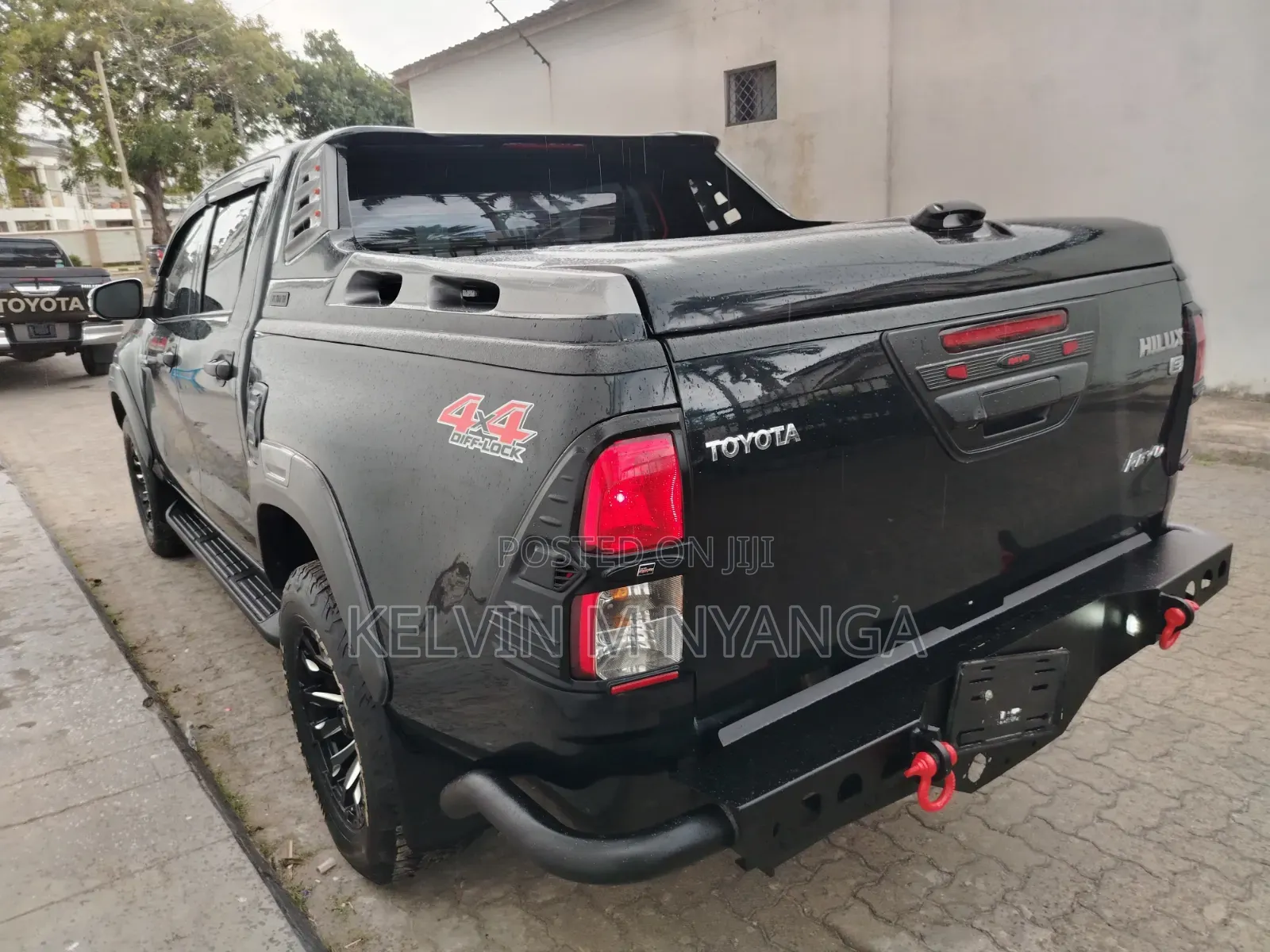 Toyota Hilux 2019 Black