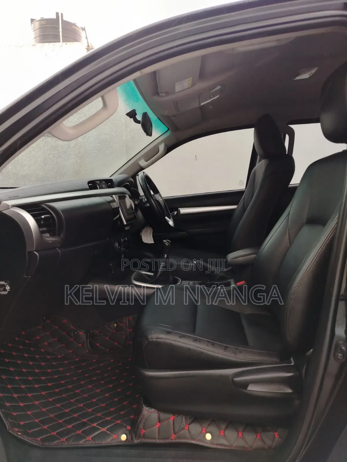 Toyota Hilux 2019 Black