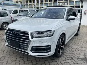 Audi Q7 45 Premium AWD quattro 2019 White