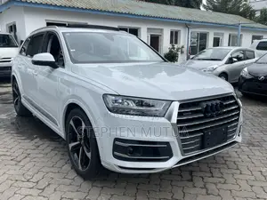 Audi Q7 45 Premium AWD quattro 2019 White