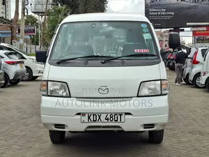 Mazda B 2019 White