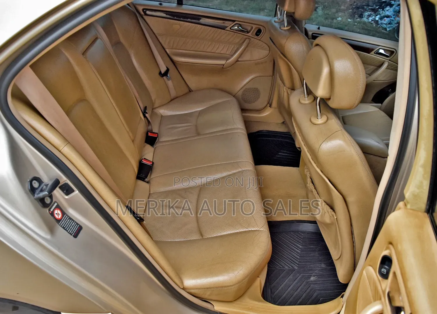 Mercedes-Benz C200 2001 Gold