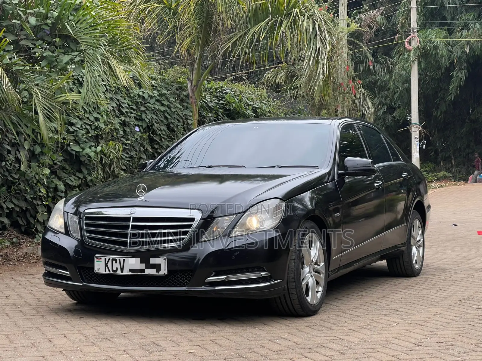Mercedes-Benz E250 2012 Black