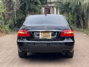 Mercedes-Benz E250 2012 Black