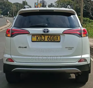 Toyota RAV4 2015 White