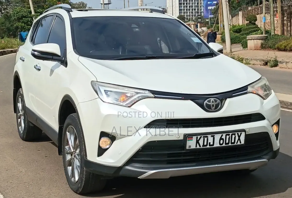 Toyota RAV4 2015 White