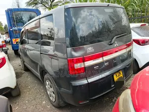 Mitsubishi Delica 2015 Black
