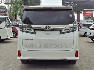 Toyota Alphard 2019 White
