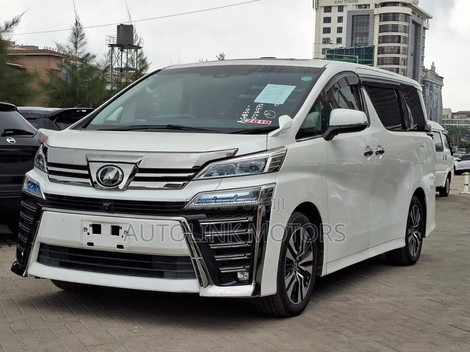 Toyota Alphard 2019 White