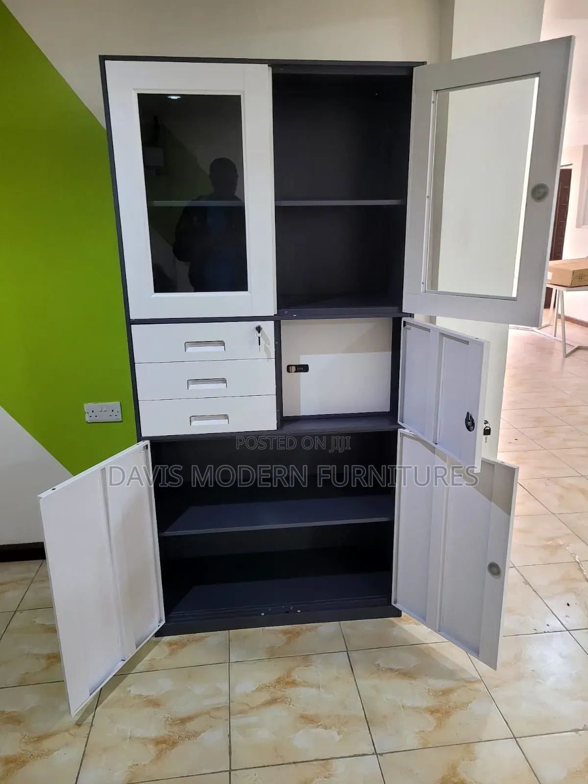3-Sections of Storage Office Cabinet