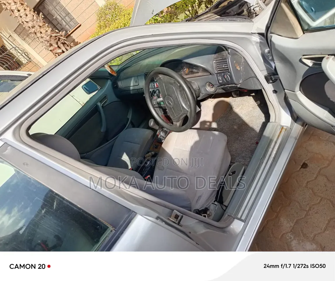 Mercedes-Benz C180 1997 Silver